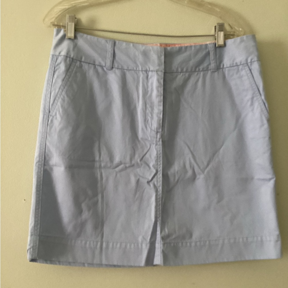 Vineyard vines light blue skirt, size 10